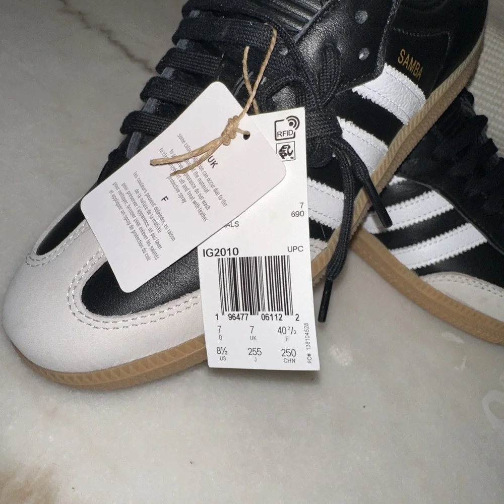 Adidas NWT  SAMBA Originals  Women Shoe Sneakers Fast Shipping IG2010 Size 8.5